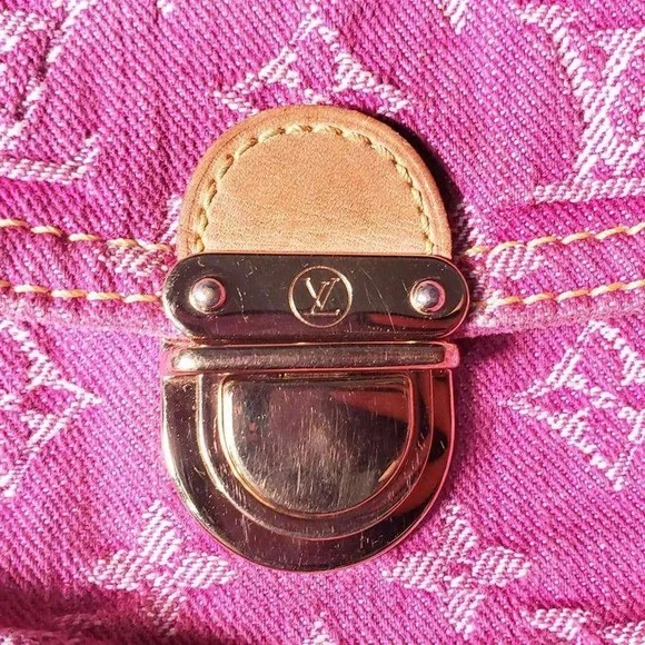 Vintage Louis Vuitton pink denim hobo bag - Picture 6 of 6